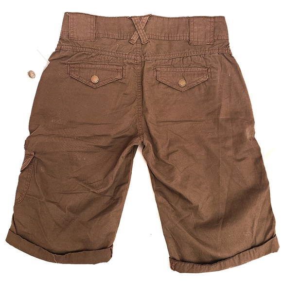 Knee Short- Urban life - Picture 2 of 3